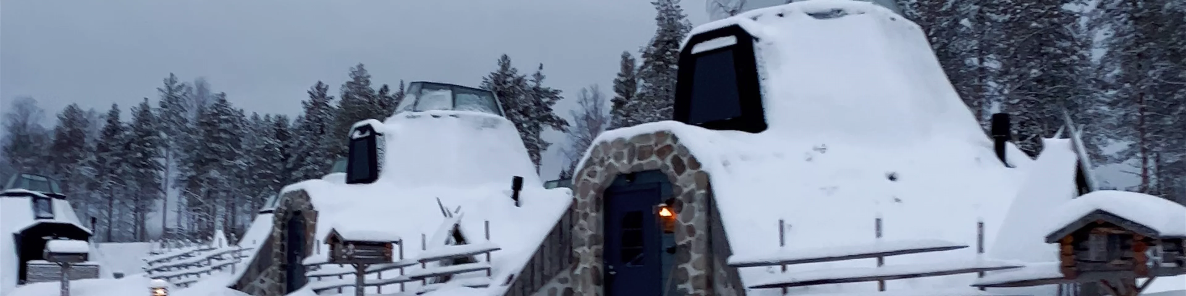 Apukka Resort - Glass Igloos Hotel