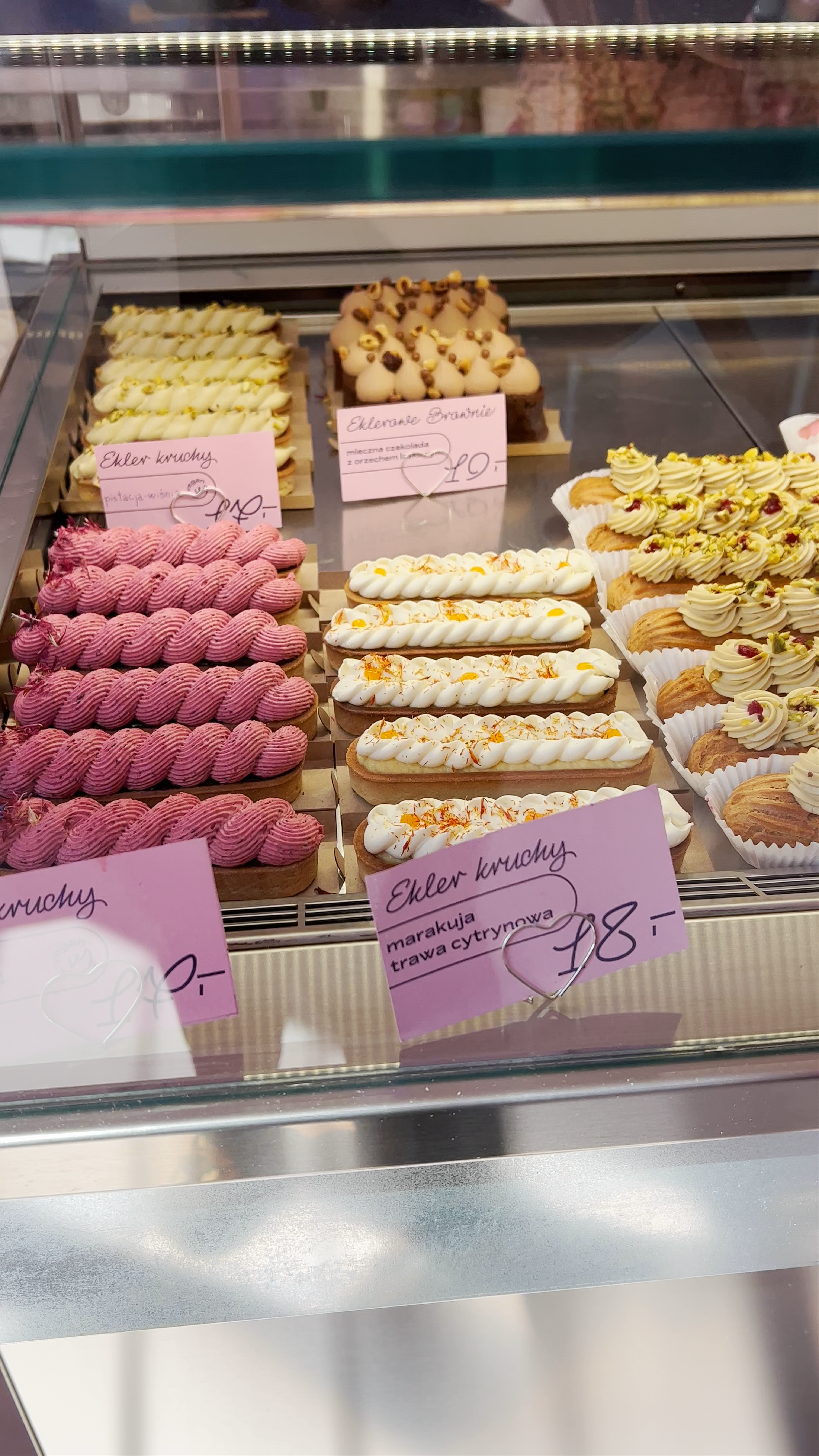 Eklerownia Delights: Exquisite Pastry Art in Gdańsk