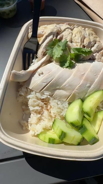 Rooster & Rice - Nasty rice, frozen. Wonder why they can sell nasty rice like this? - Thai Near Me - Costa Mesa, California