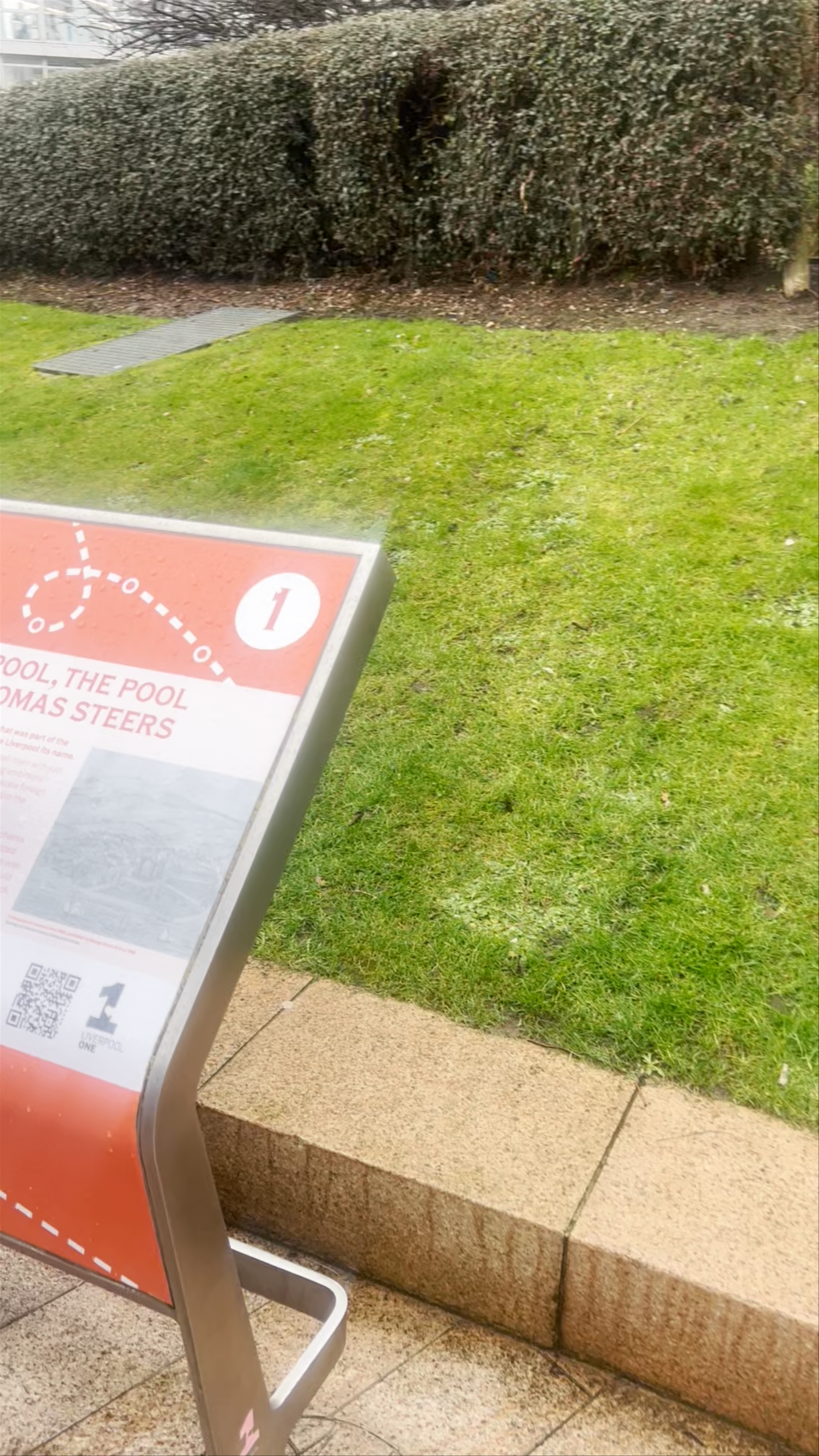 Exploring The Lyver Pool and Heritage Trail in Liverpool