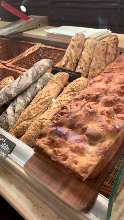 Dallmayr - Breads - Cafes Near Me - Munich, BY