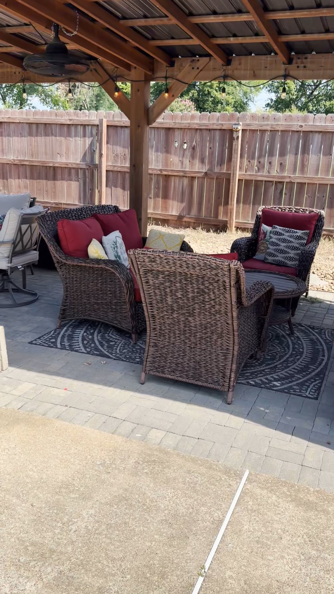 Listing photo-2