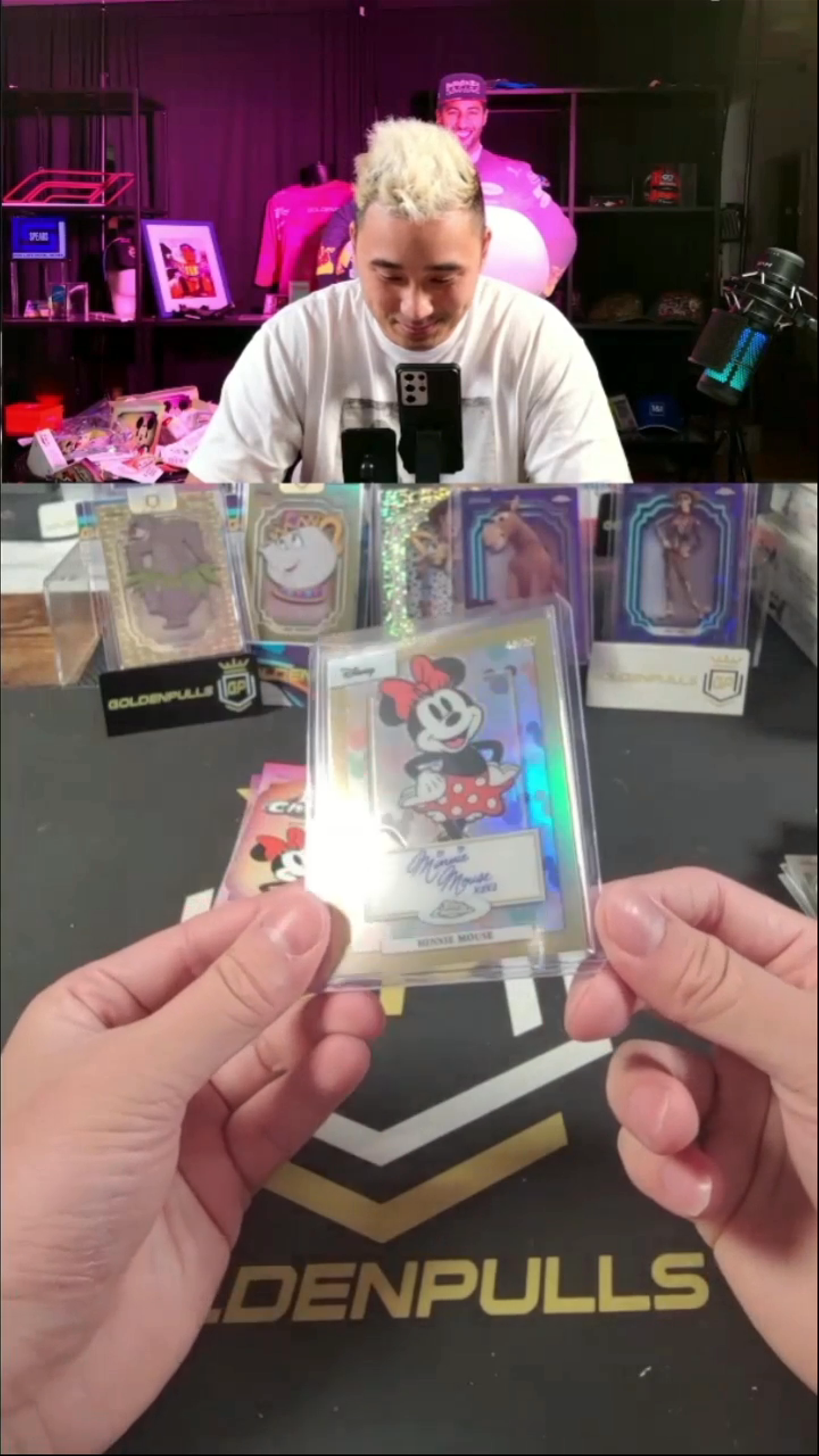 Golden pulls me another Minnie auto ❤️