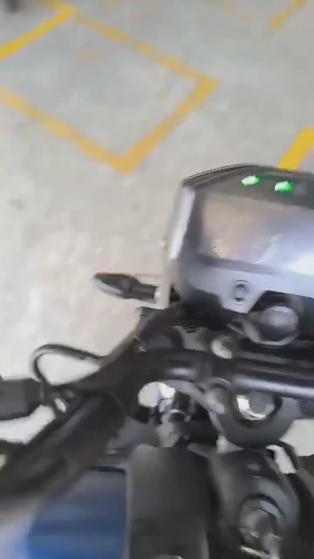 Walk-around video thumbnail