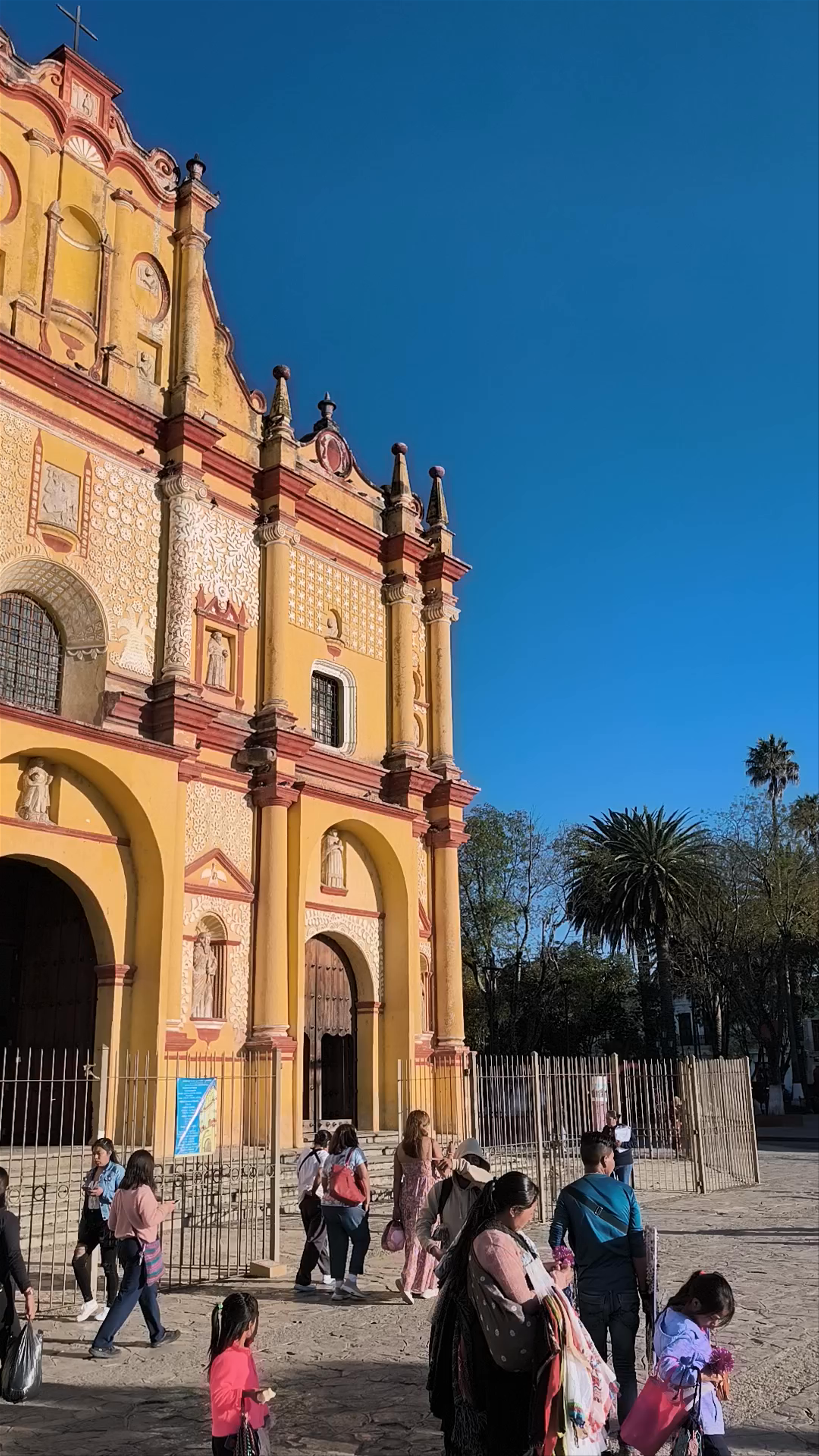 Catedral de San Cristóbal Mártir: Colonial Splendor in San Cristóbal de las Casas