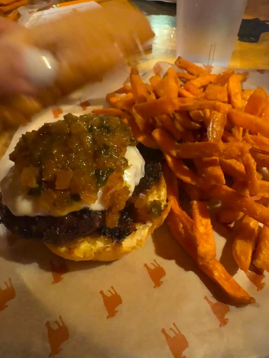Stacked STL - Burgers Near Me - Saint Louis, Missouri