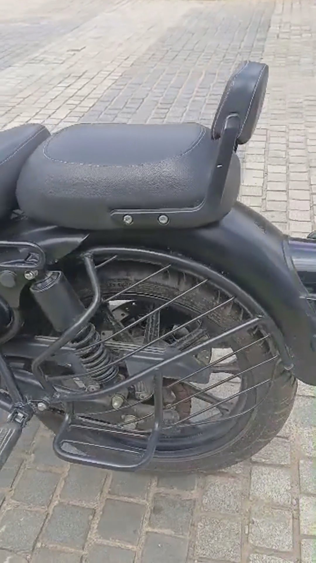 Walk-around video thumbnail