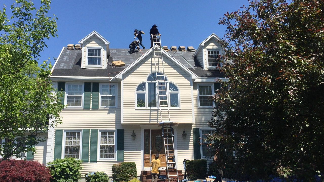 Affordable Roofing - Roofing Near Me - Franklin, Massachusetts