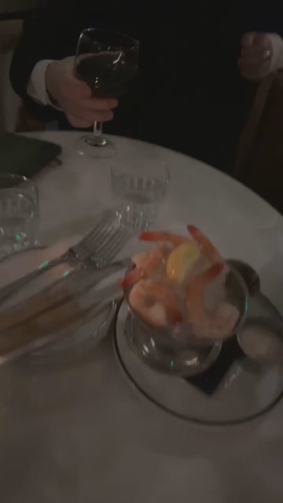 Holiday on 7th - Cocktail Bars Near Me - Austin, Texas
