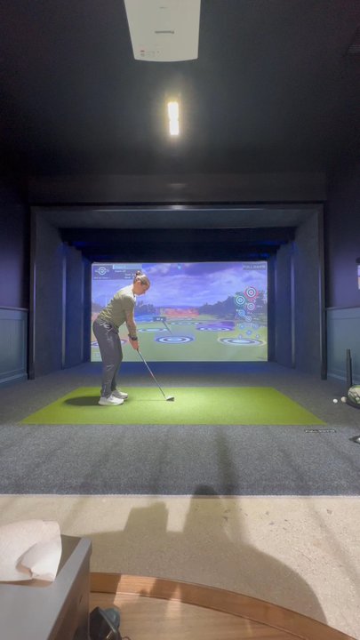 Just Birdies - Golf simulator - Sports Bars Near Me - Norfolk, Virginia