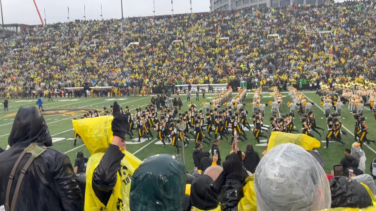 Kinnick Stadium - Stadiums & Arenas Near Me - Iowa City, Iowa
