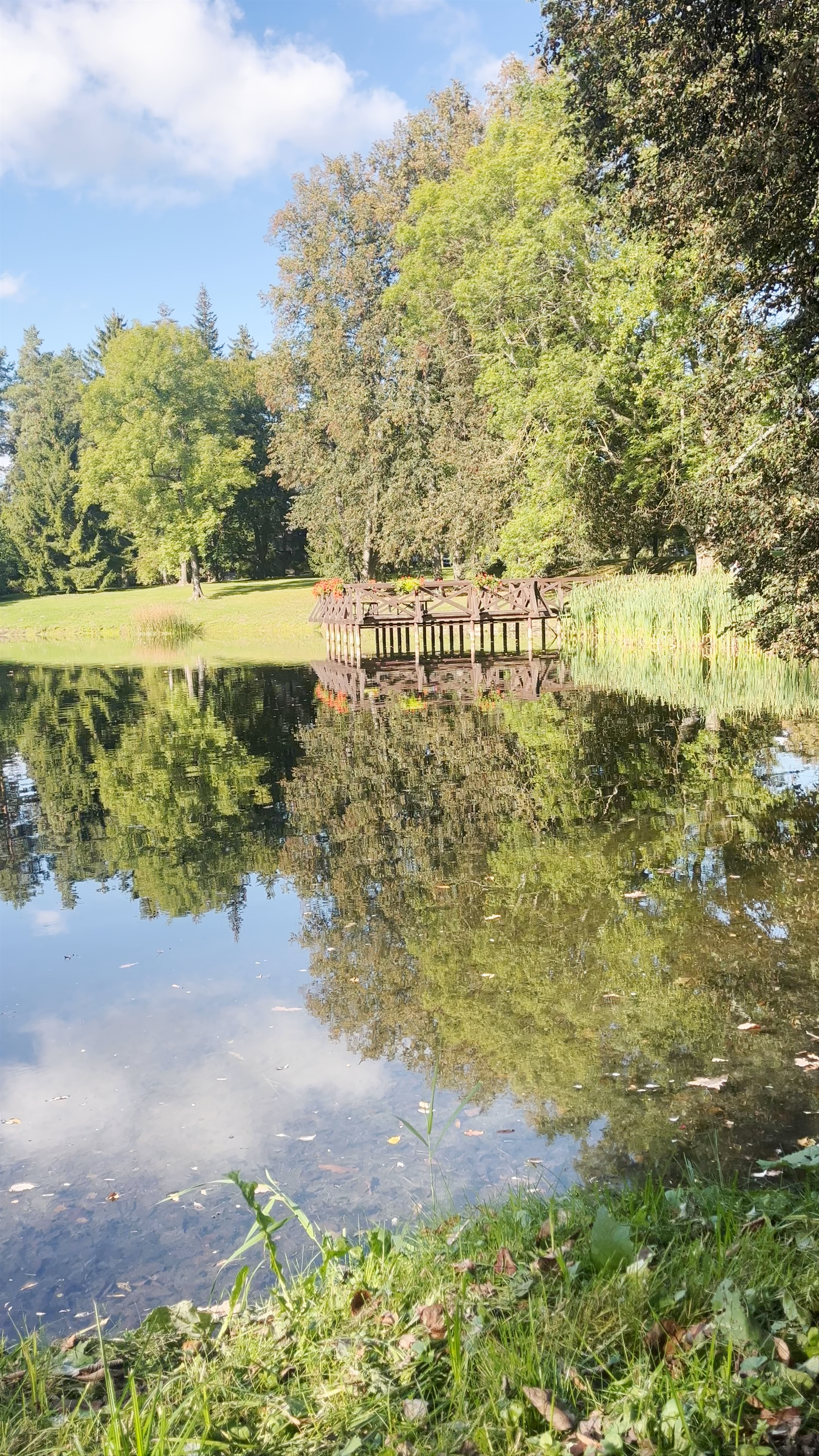 Likėnai Mineral Water Pavilion and Serene Park Reflections
