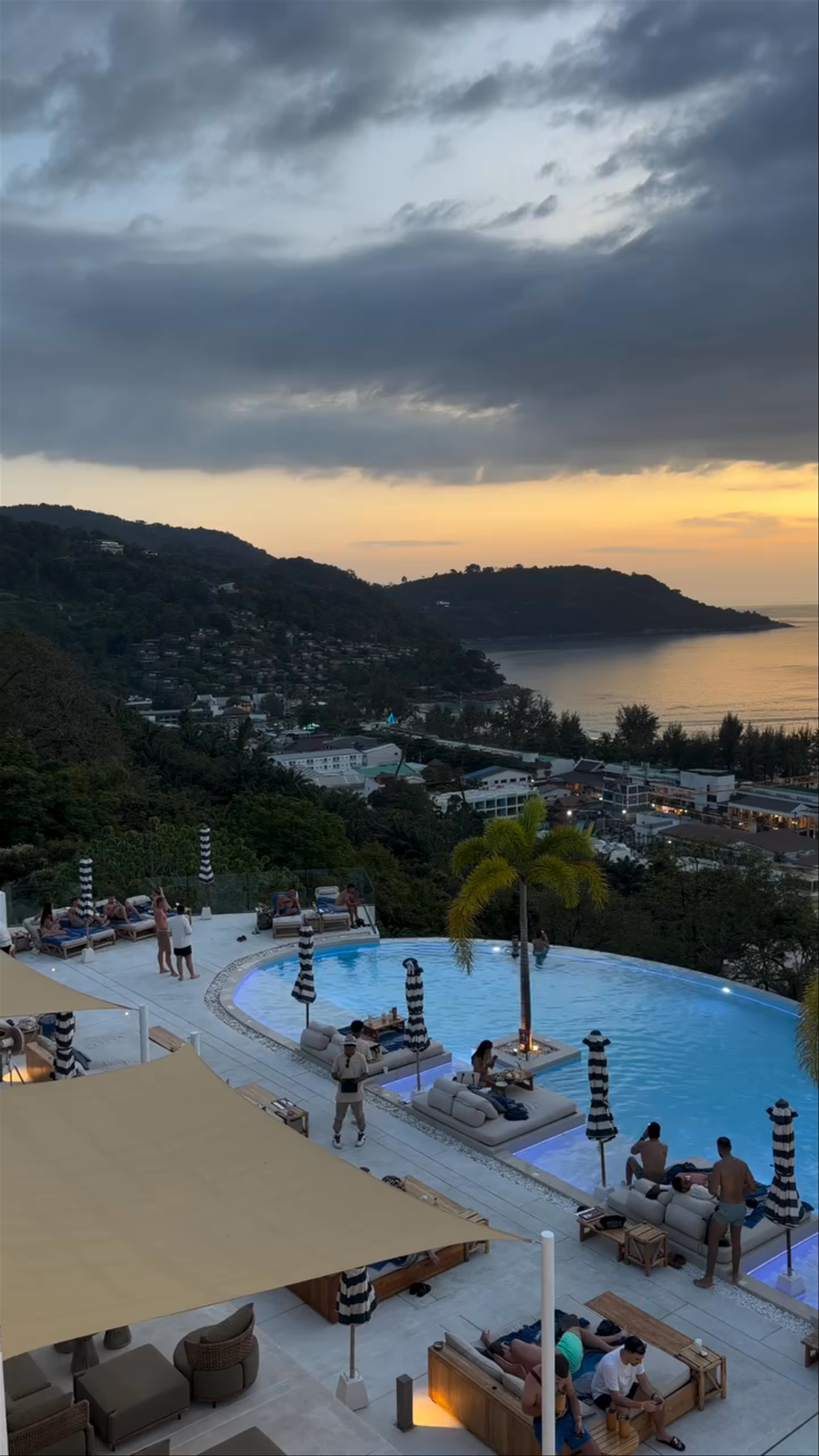 Fira Beach Club