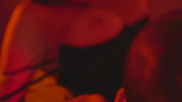 Lésbico com Clau Flores 