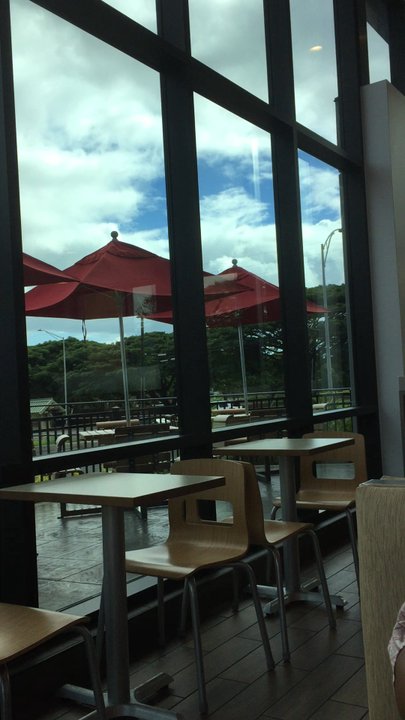 Wendy's - Fast Food Near Me - Waipahu, Hawaii