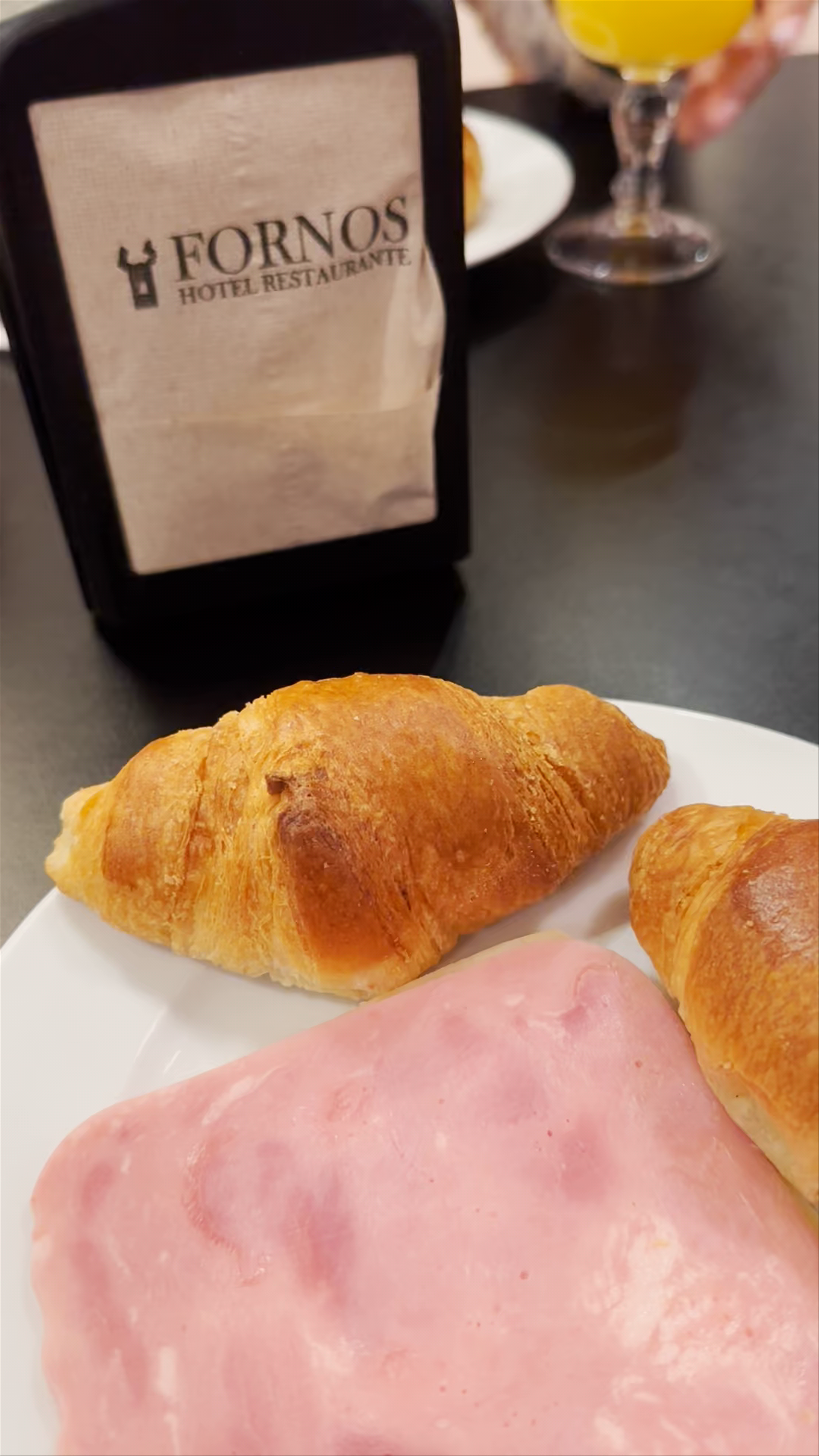 Cozy Breakfast Moments at Restaurante-Hotel Fornos in Calatayud, Spain