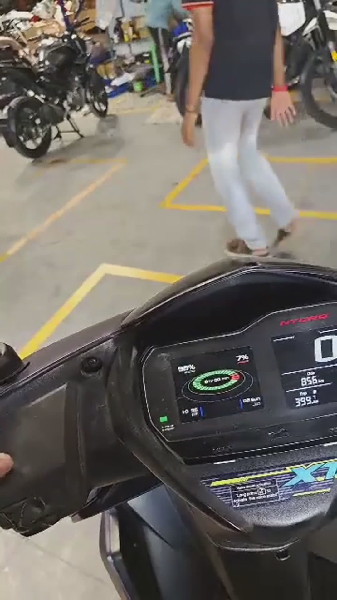 Walk-around video thumbnail