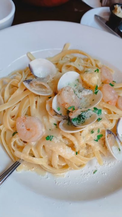 Ferraro's - Seafood Fettuccine & Sirloin Fettuccine - Italian Near Me - Spokane, Washington