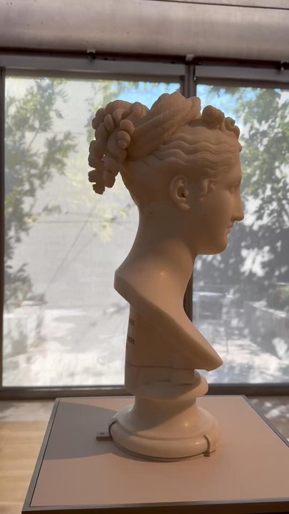 Kimbell Art Museum - She brings me such peace - Art Museums Near Me - Fort Worth, Texas