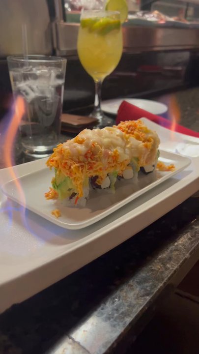 Ninki - Volcano roll - Japanese Near Me - Nashville, Tennessee