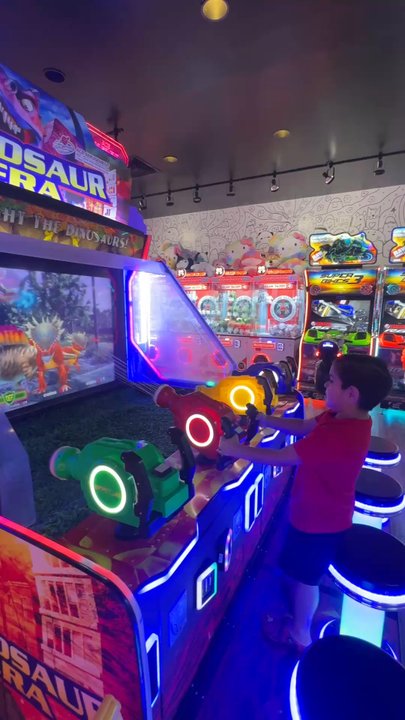 Claw Daddy Arcades - Arcades Near Me - Fresno, California
