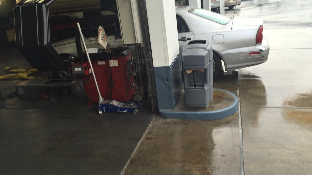 Shell - Amazing guys I made a appointment early this morning show up they helped me out. There close to home why not. - Gas Stations Near Me - Sacramento, California