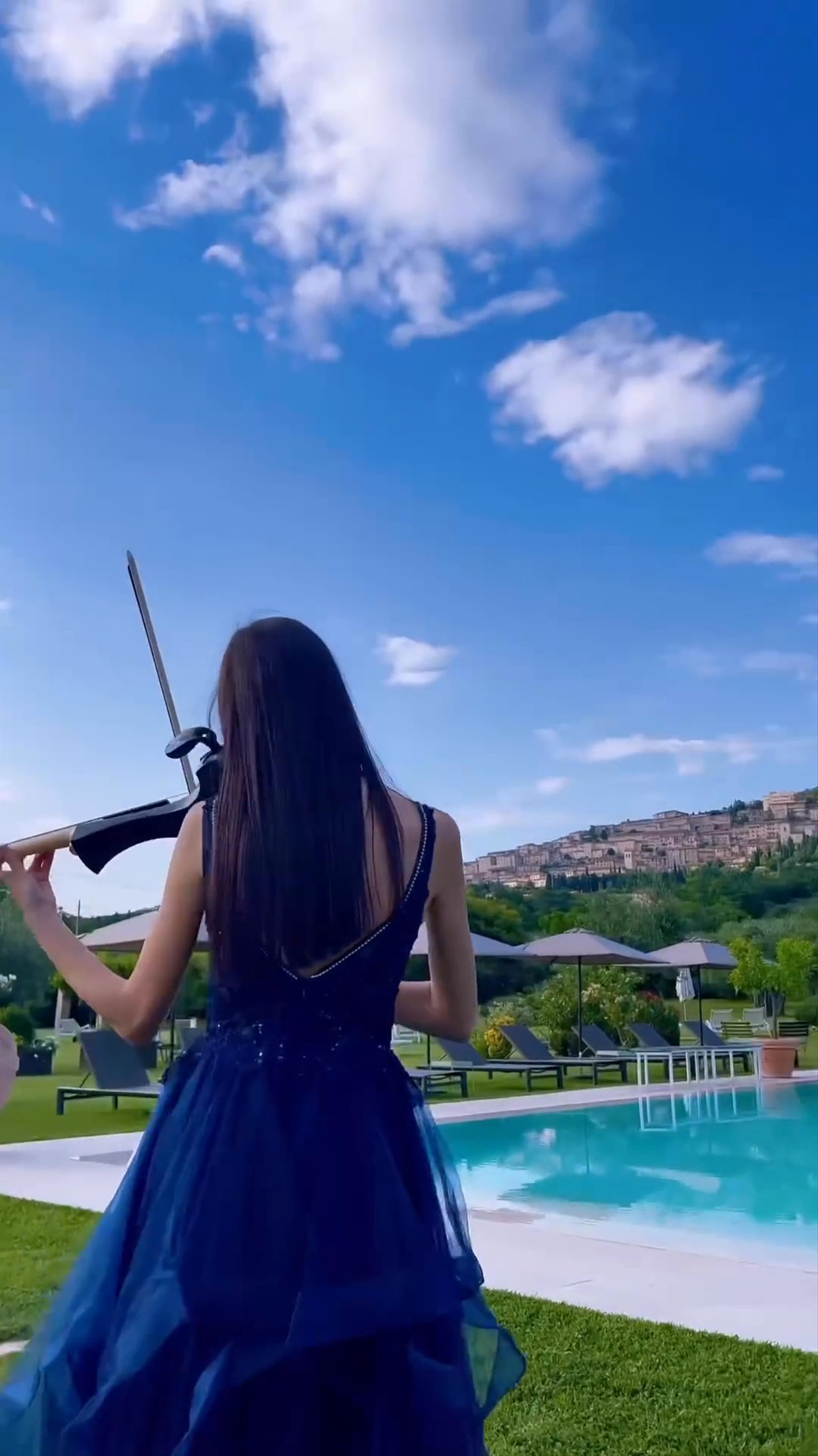 Electric Violinist For Weddings & Events - video