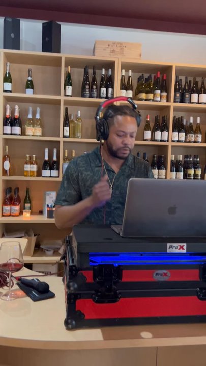 Brix Wine - Great jams - Wine Tasting Room Near Me - Detroit, Michigan
