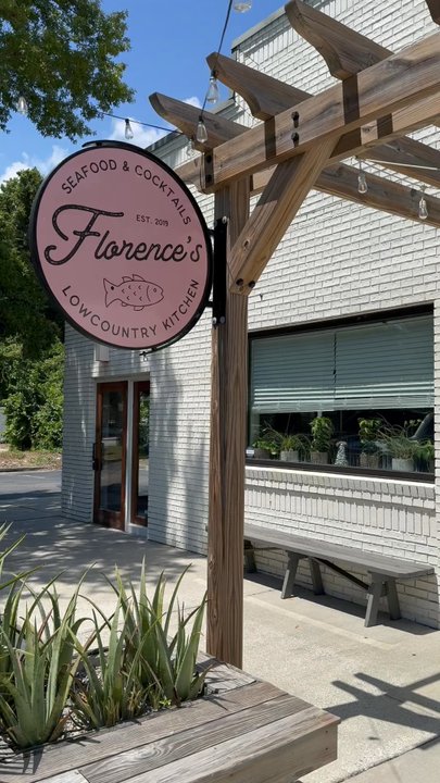 Florence’s Lowcountry Kitchen - Seafood Near Me - Charleston, South Carolina