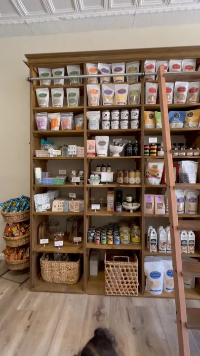 Snapdragon Provisions - Inside - Juice Bars & Smoothies Near Me - Colfax, California