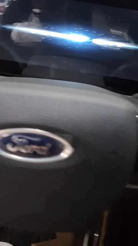 فورد تريتوري Titanium 2023