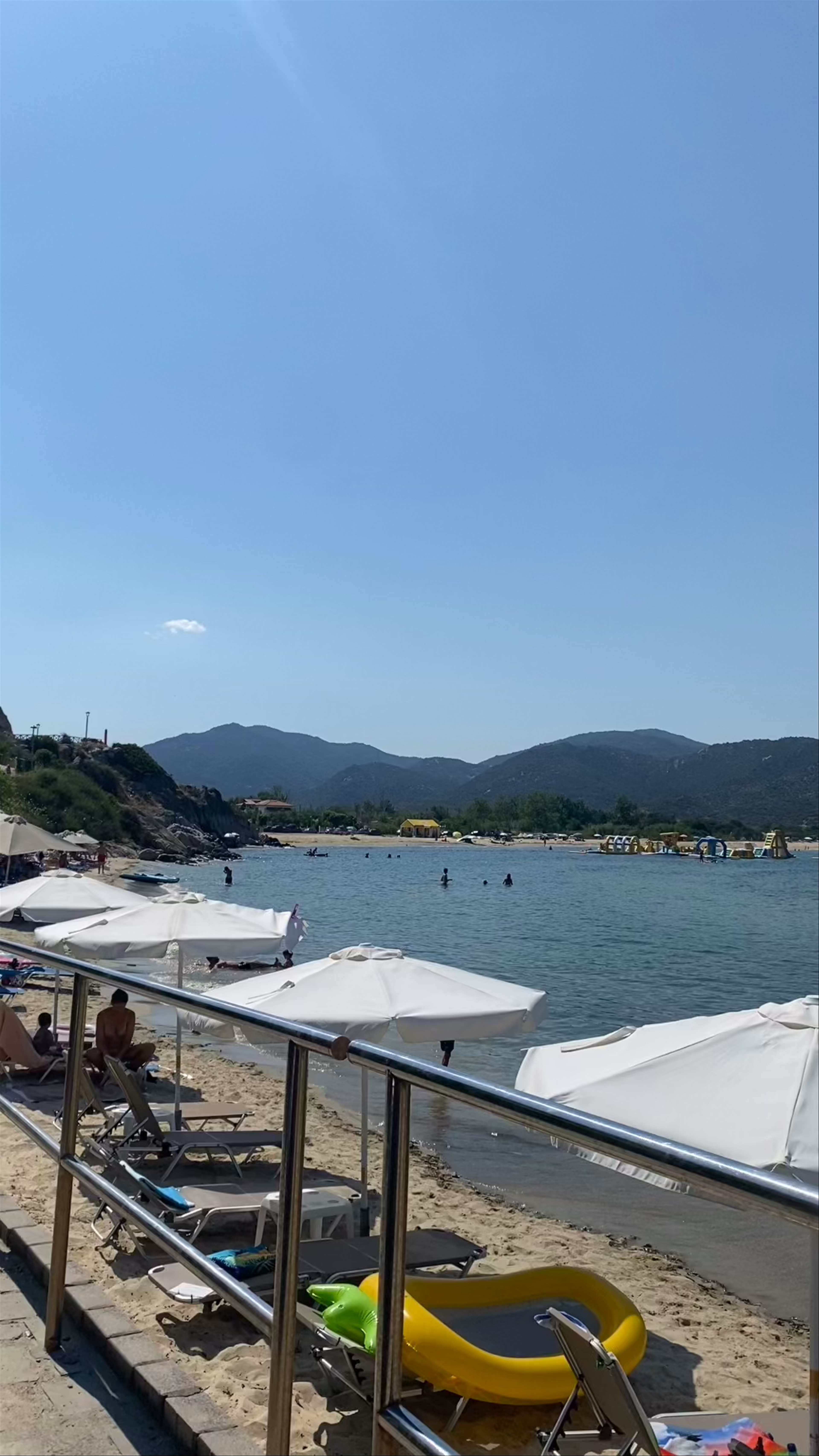 Linaraki Beach