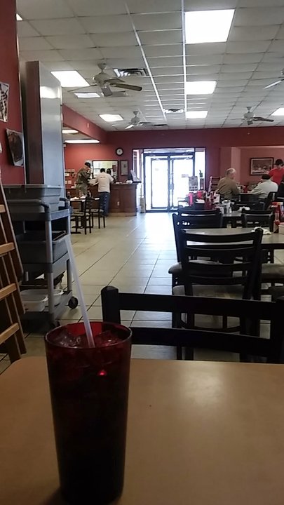 Frank's Grill - Dining area - Breakfast & Brunch Near Me - Pasadena, Texas