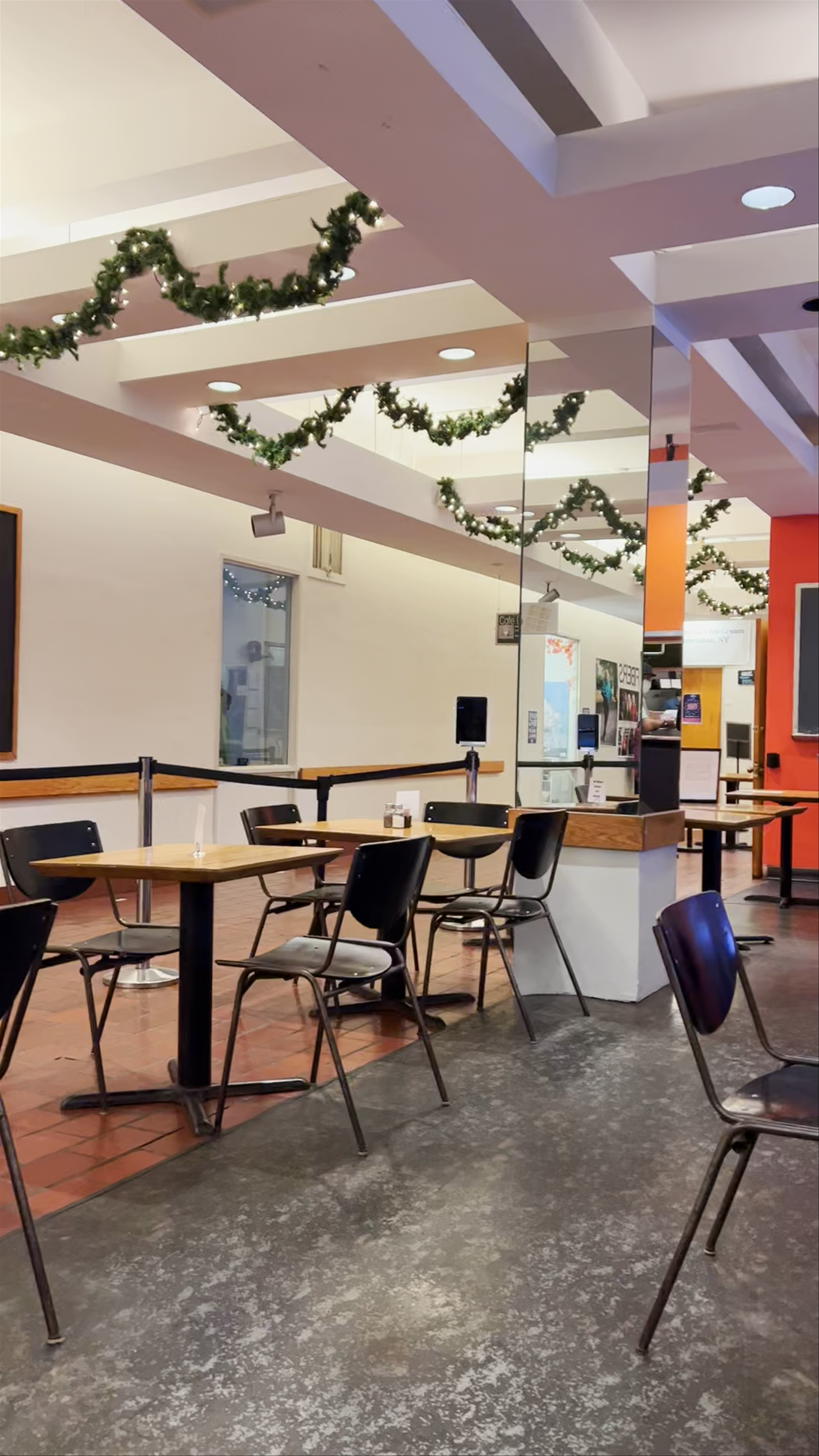 Cafe Dewitt: Cozy Local Hangout in Ithaca, New York
