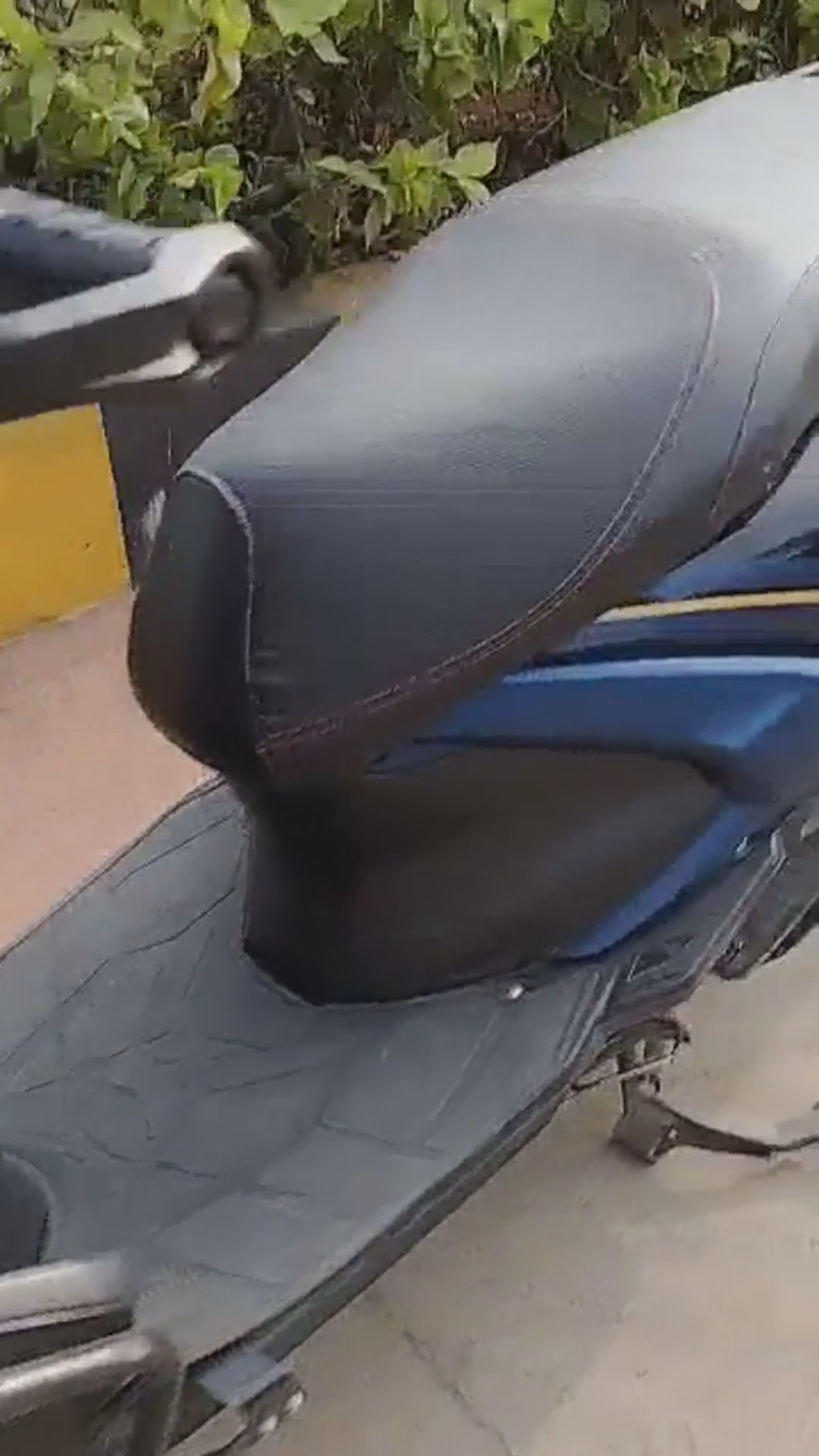 Walk-around video thumbnail