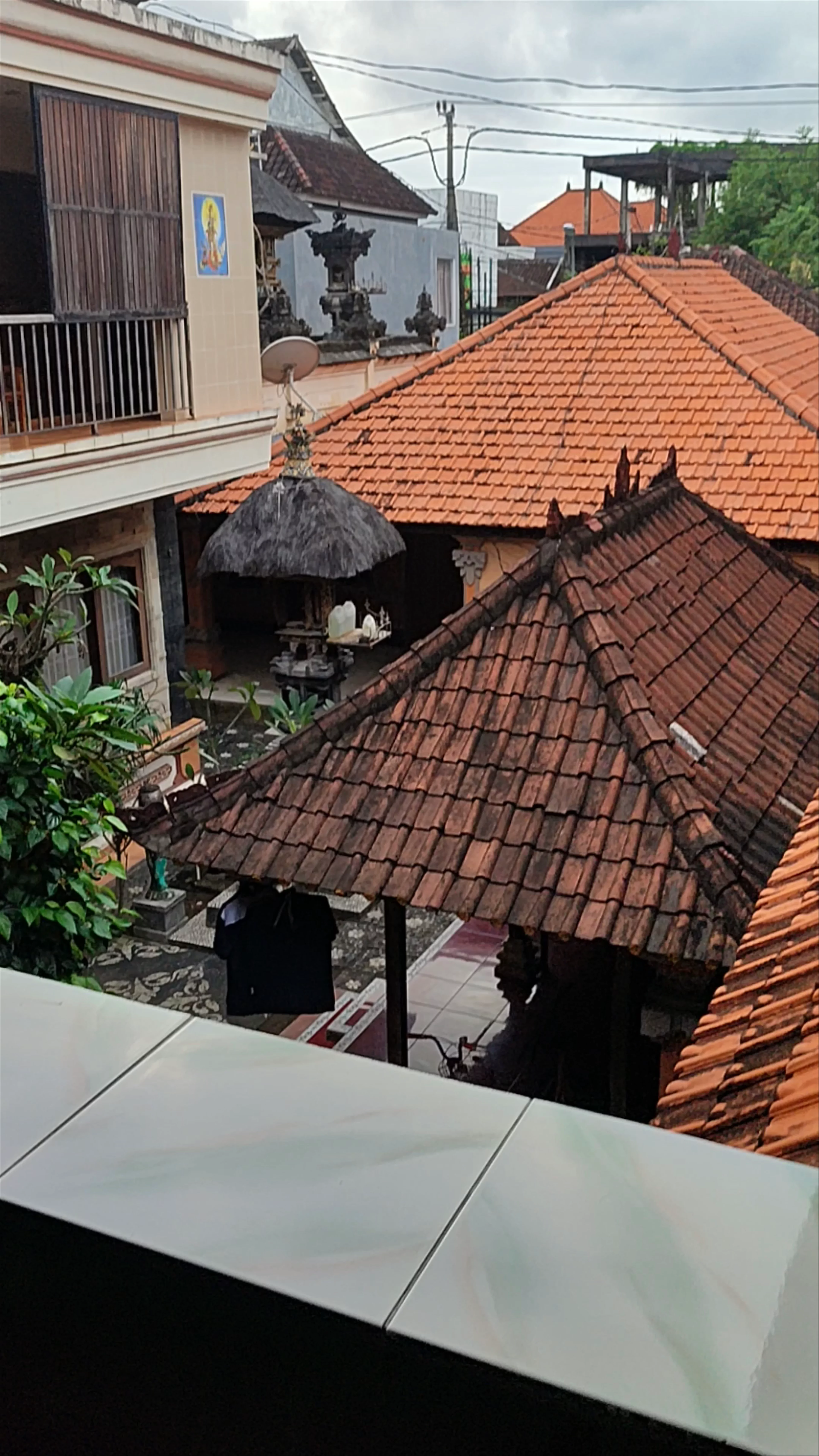 Agus Beach Inn