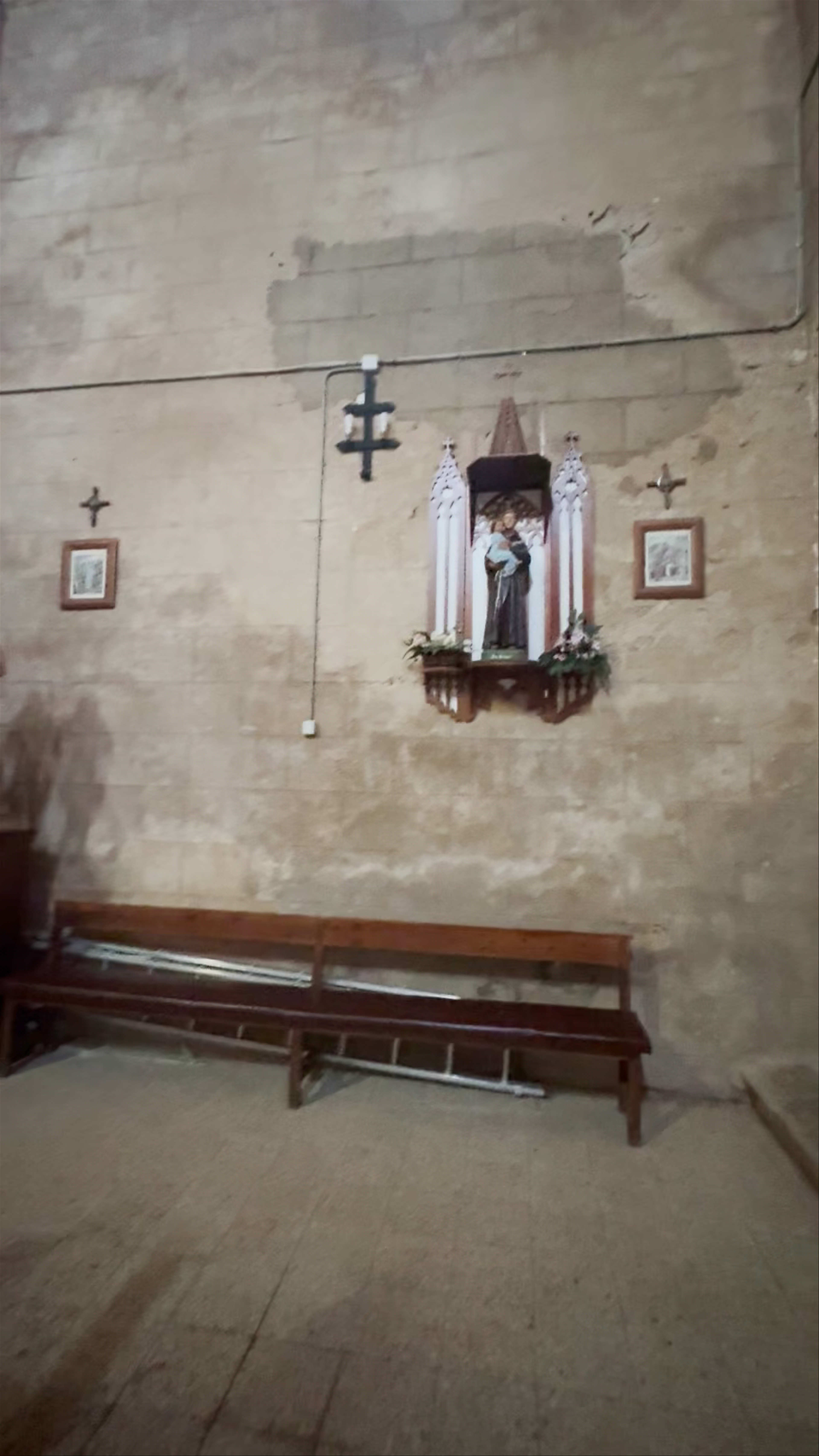 Iglesia de San Andrés: A Sacred Journey into Aljucén's Historic Heart