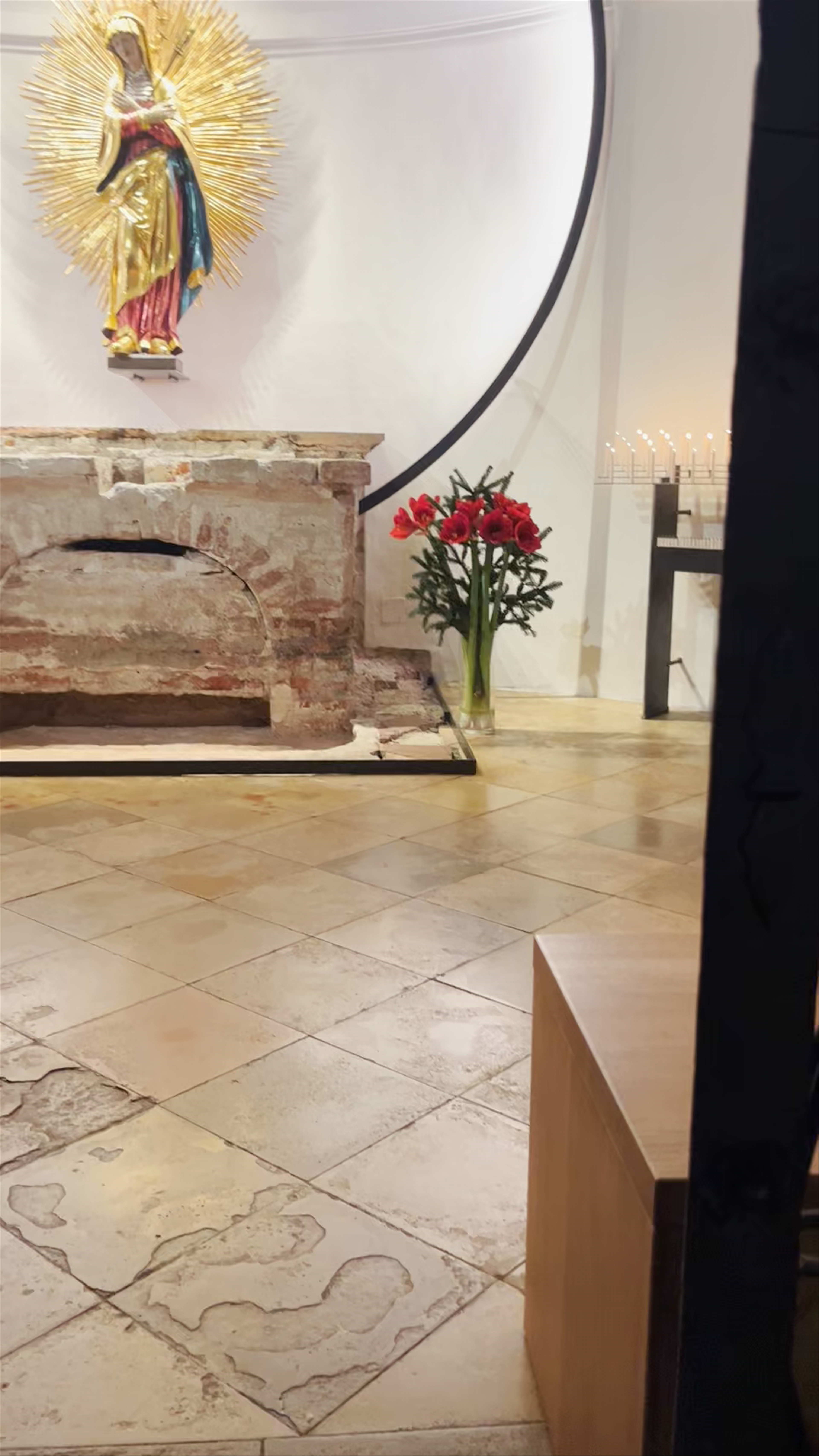 Iglesia de San Miguel: A Sacred Sanctuary in Munich