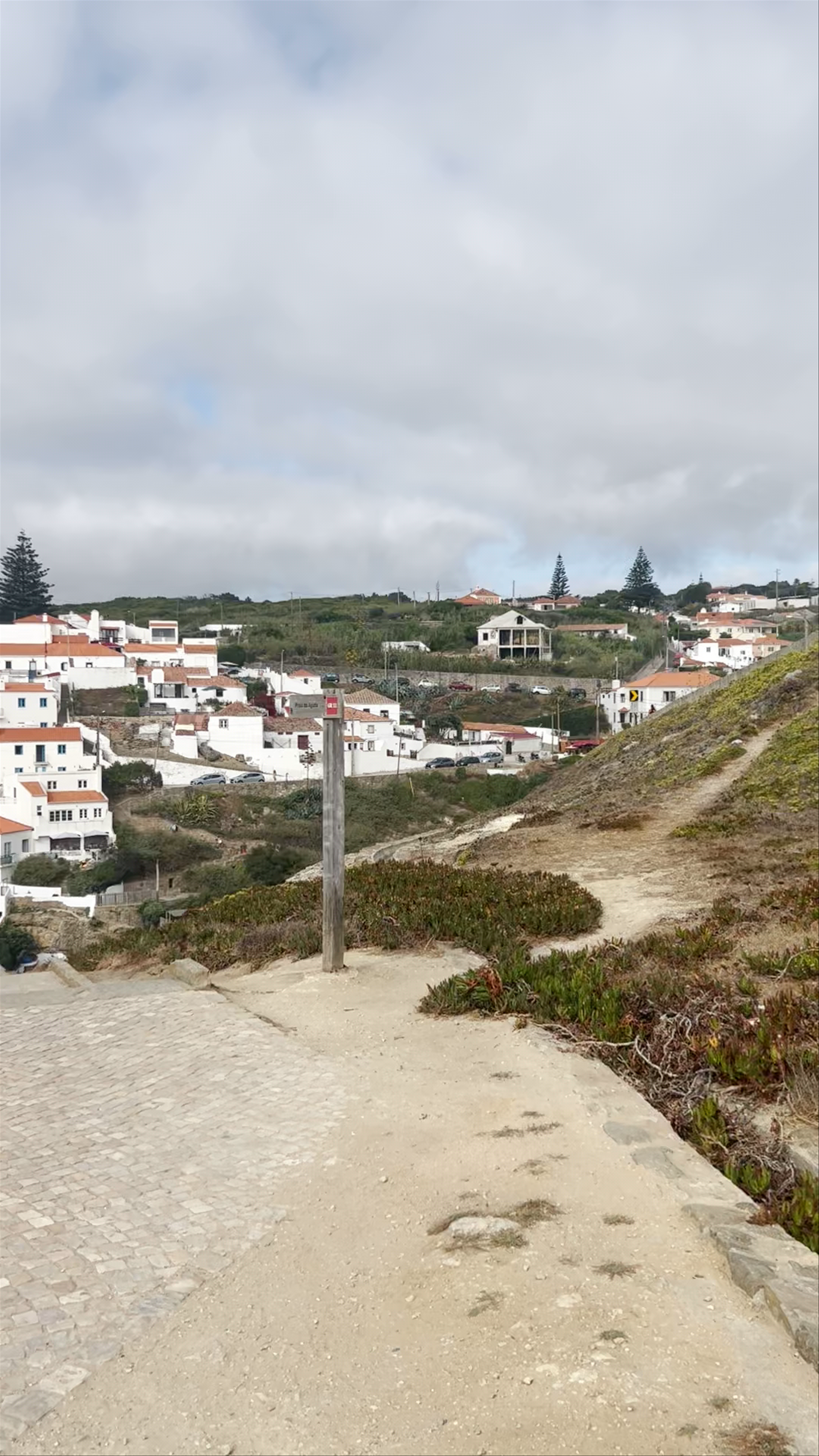 Exploring Praia das Azenhas do Mar: Coastal Charm on Lisbon’s Edge