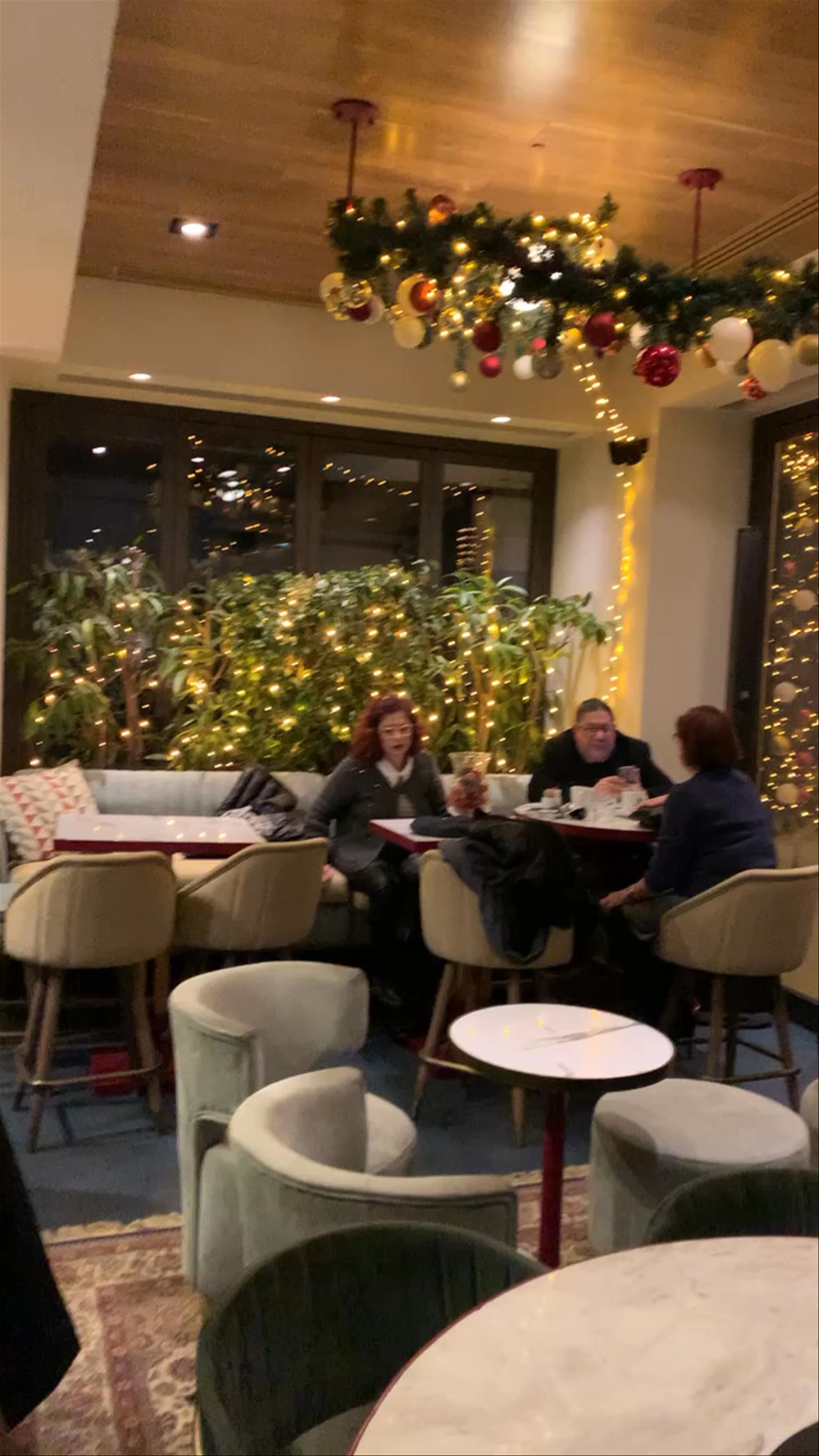 Oberon Cafe · Bar · Restaurant