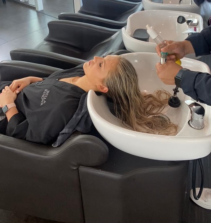 Bella Rinova Salon - Customized Fusio Dose @alekshuitz - Hair Salons Near Me - Houston, Texas