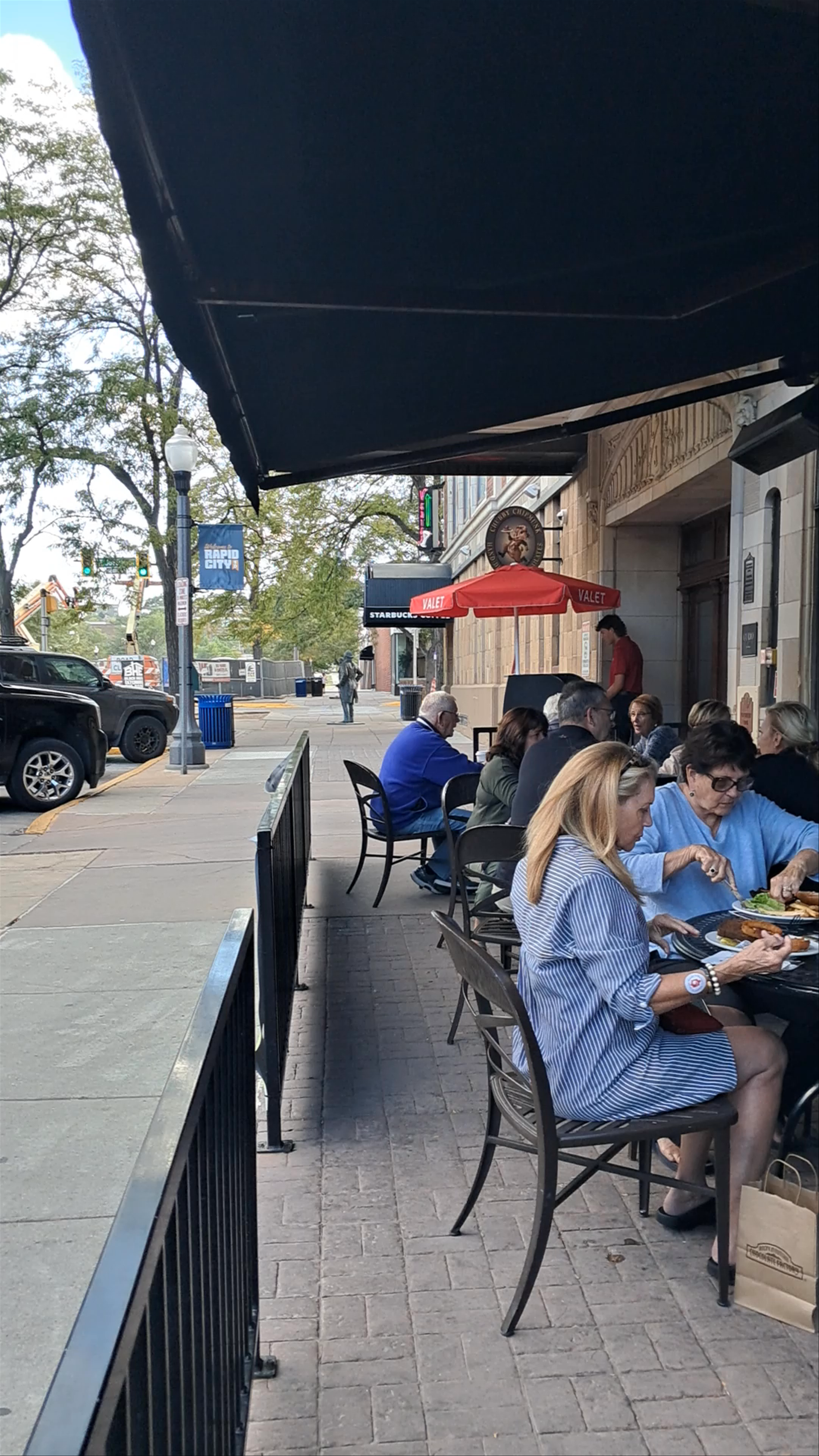 Paddy O'Neill's Irish Pub & Grill