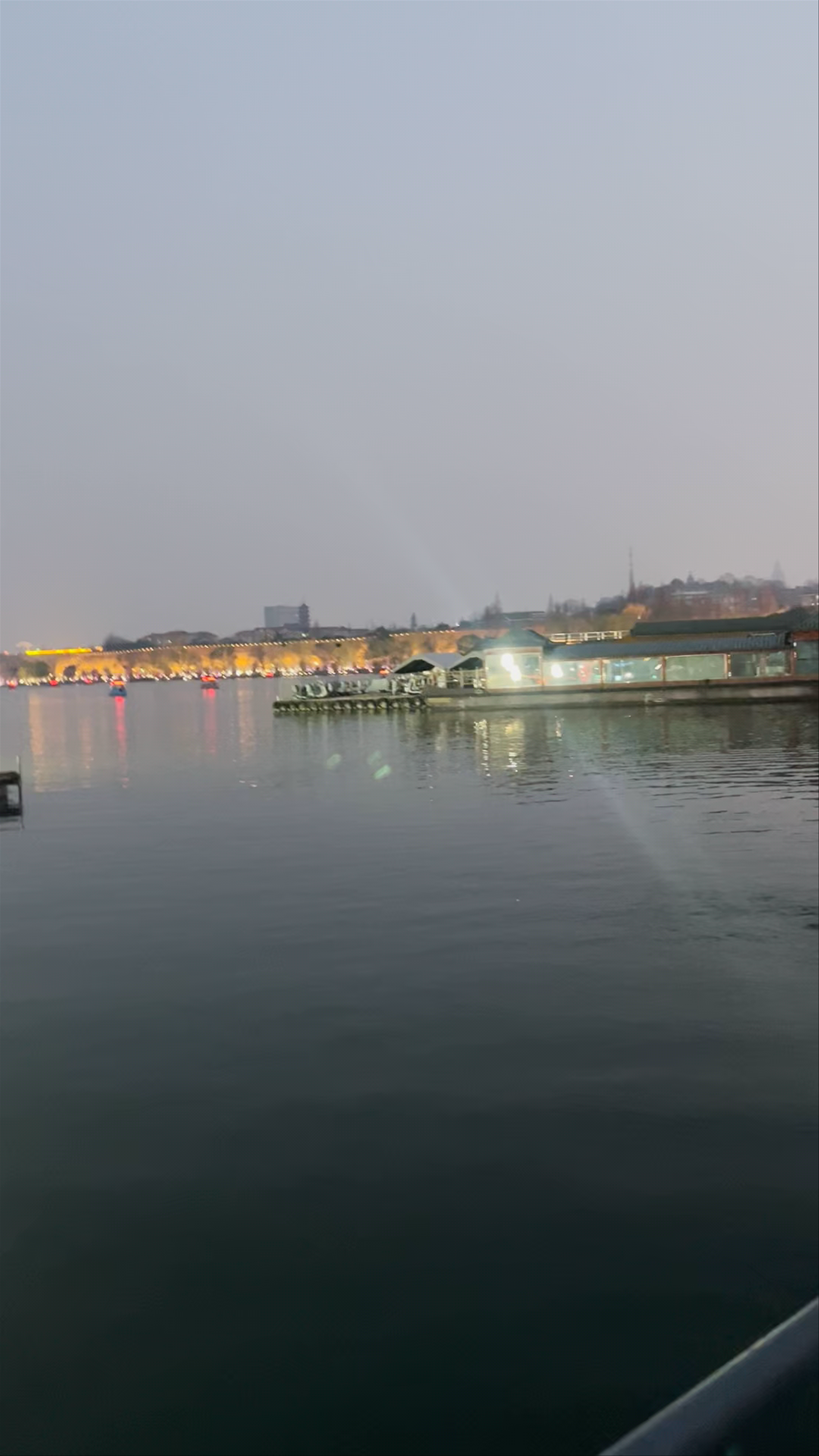 Xuanwu Lake