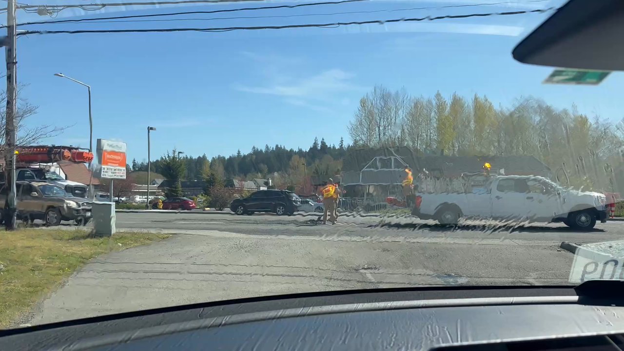 Splash N’ Dash Car Wash - Using my wipers and leaving streaks so that I can actually see out of it to drive - Car Wash Near Me - Mount Vernon, Washington