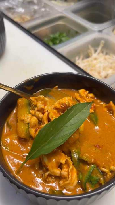 Pearl Thai Eatery - Thai Near Me - Pasadena, California