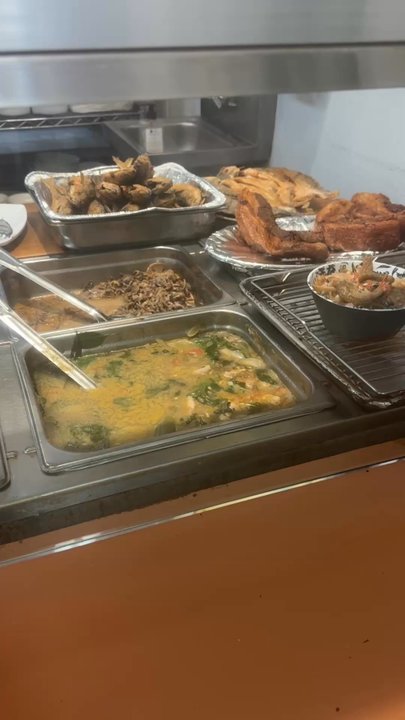 Mekeni Restaurant - Me ordering in Tagalog - Filipino Near Me - Daly City, California