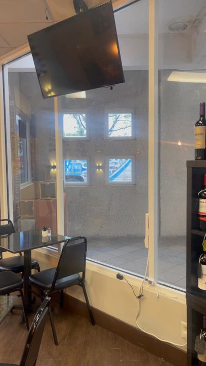 Euro Cafe Express - Nueva administración, próximamente cambios ! - Cafeteria Near Me - Doral, Florida