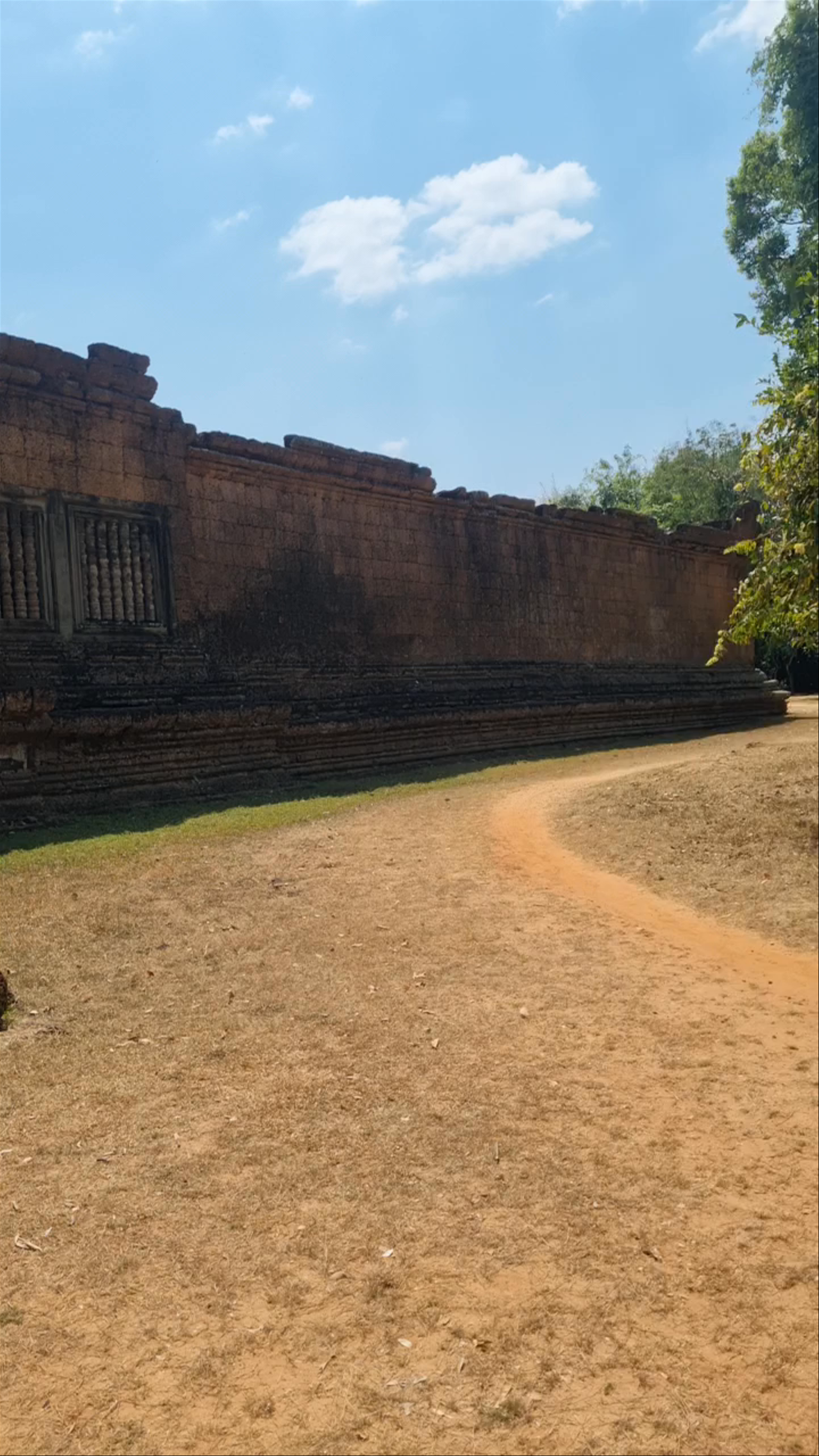 Banteay Samre: Ancient Temple Serenity in Siem Reap