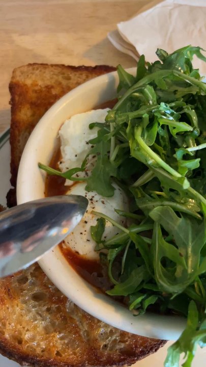 Hunnybee - Shakshuka (14$) - Breakfast & Brunch Near Me - Vancouver, British Columbia