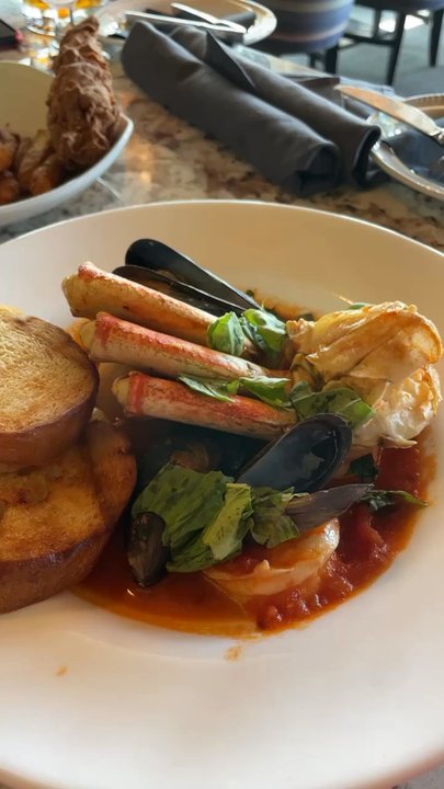 Danny's Kitchen + Bar - Steakhouses Near Me - Stillwater, Minnesota